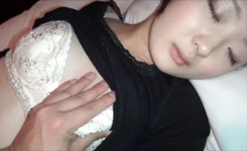 Lovely Korean Teen gets Fucked and Creampied in her Sleep